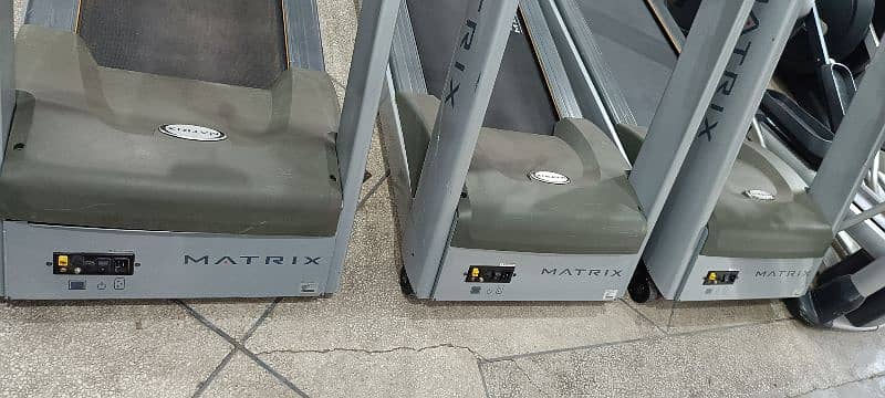 MATRIX FITNESS Refurbished T3xe Treadmill For Sale 3