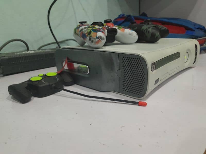 xbox 360 jtag rgh console with 84 games 4