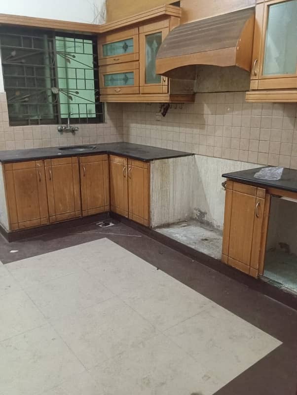 House For Rent In Johar Town Block R-1 2
