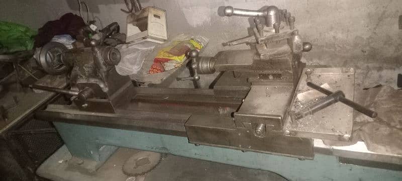 lathe machine 0