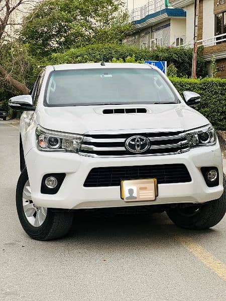 Toyota Hilux 2017 0