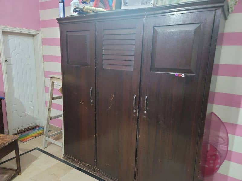 complete bed set, dressing and cupboard 3