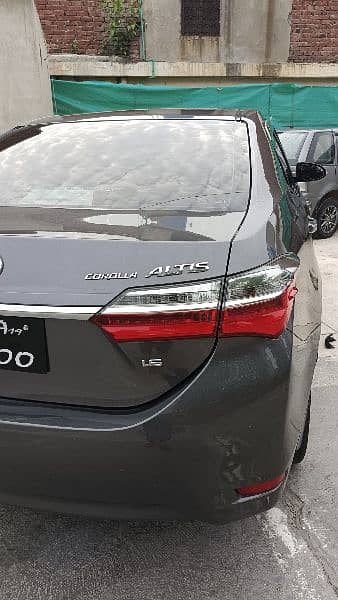 Toyota Corolla Altis 2019 1