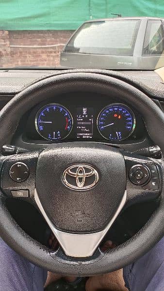 Toyota Corolla Altis 2019 10