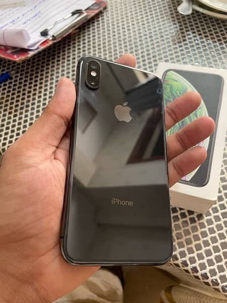 Iphone Xs 256gb pta approved with box charger full ok phone 0