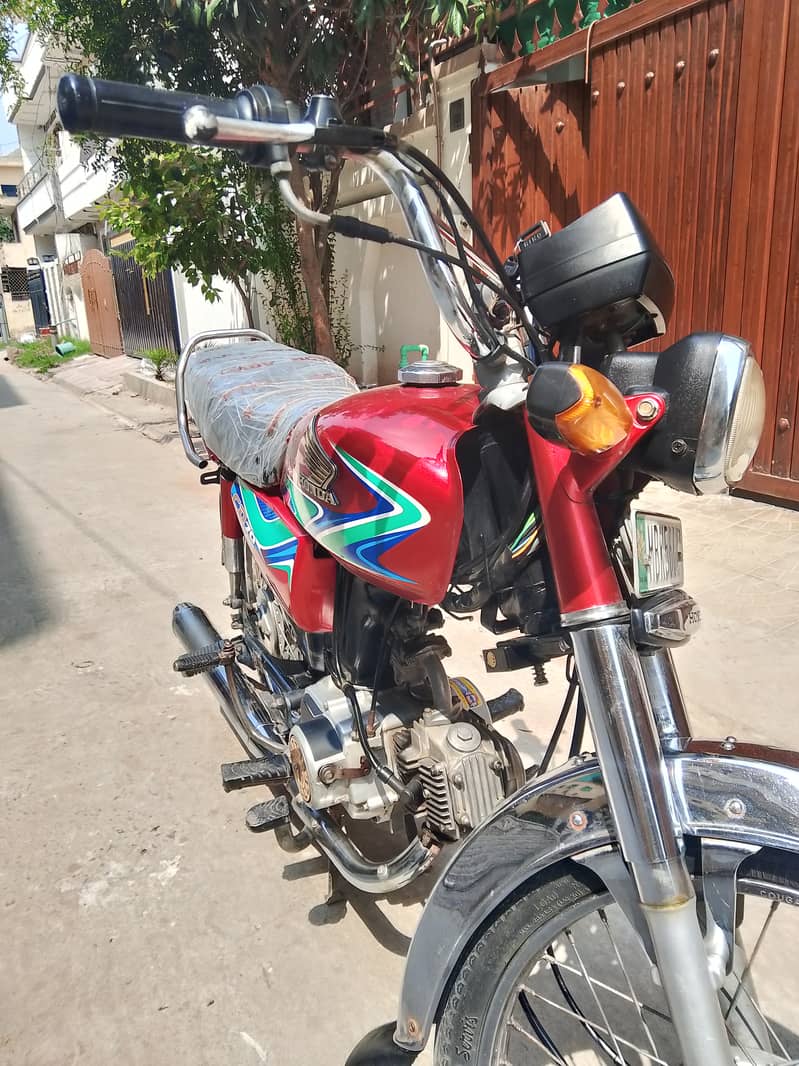 Honda CD 70 6