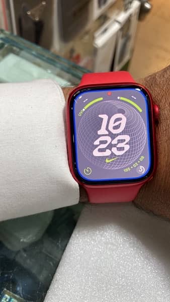 series 8  (45mm) RED COLOR watch with original charger without box ha 2