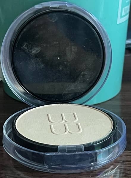 Face powder BB 2