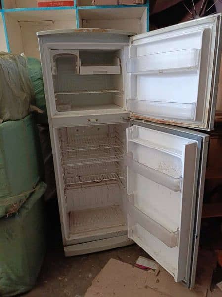 waves Refrigerator working condition urgent sale 1