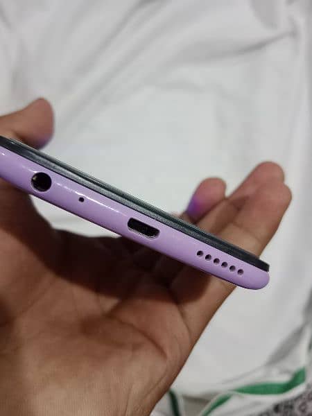 Vivo  V11 i 4