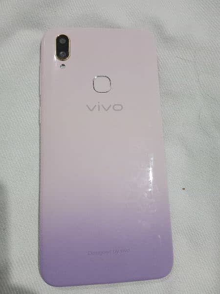 Vivo  V11 i 6