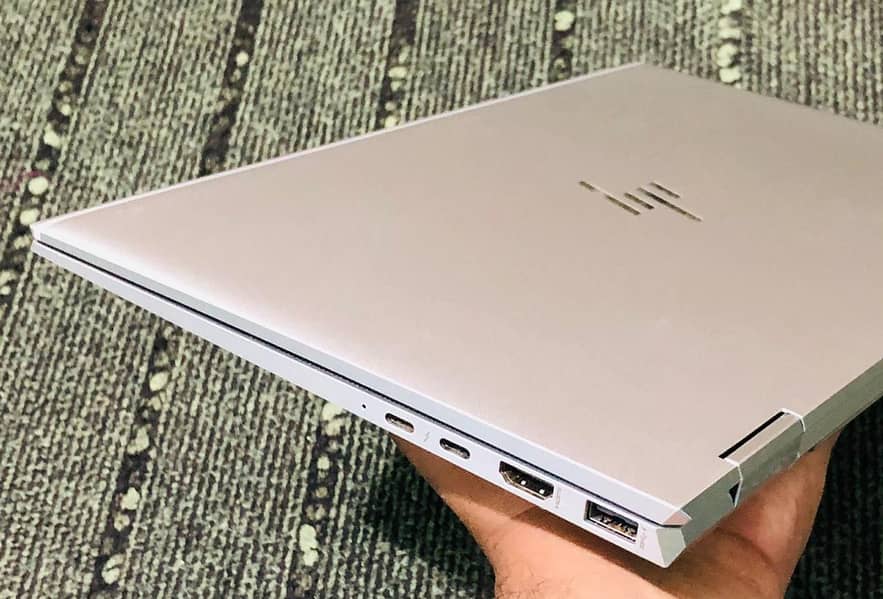 HP Folio X360 Touch Core i7 10TH Gen diamond Cut Shape Laptop 10