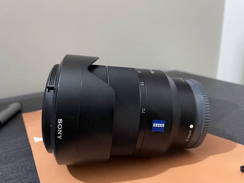 Sony Vario-Tessar FE 24-70mm f/4 ZA OSS Lens 0