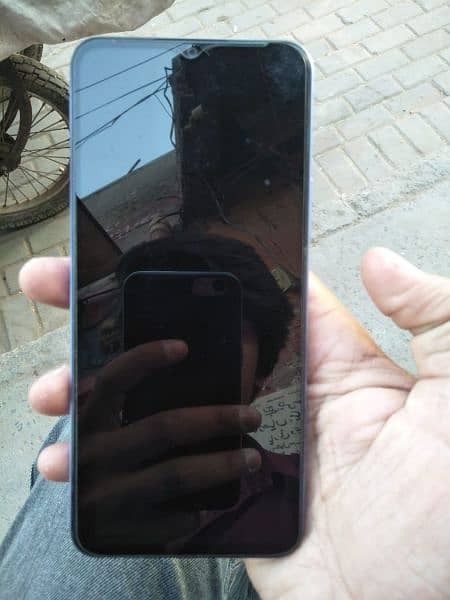 Vivo y17s urgent sale 1