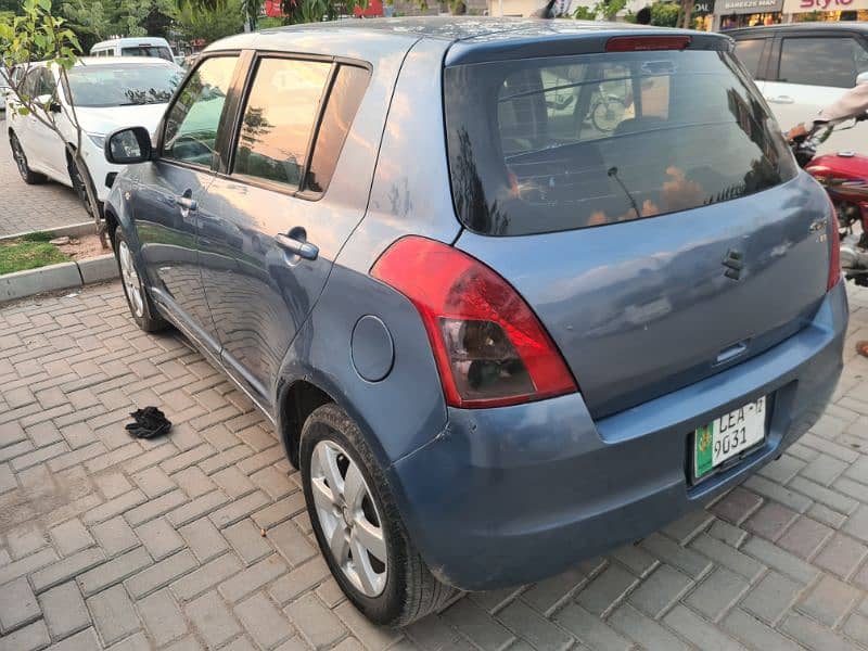 Suzuki Swift DLX 2012 3