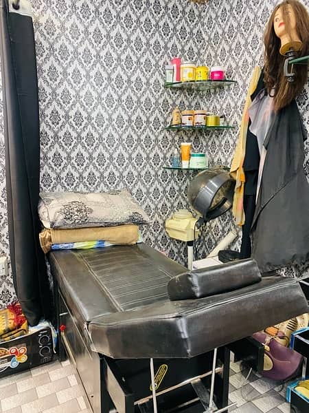 Beauty saloon for sale 8