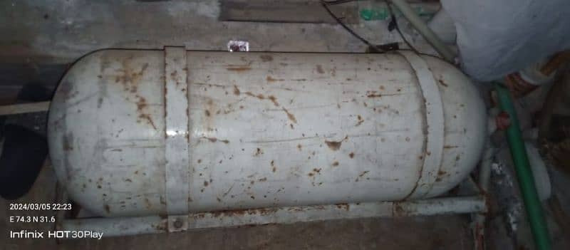 LPG Cylinder in good condition. 2