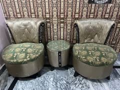 sofa come chairs with Center table