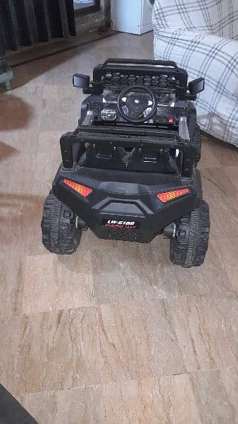 4×4 Jeep Car , Battery Remote and Manual 3