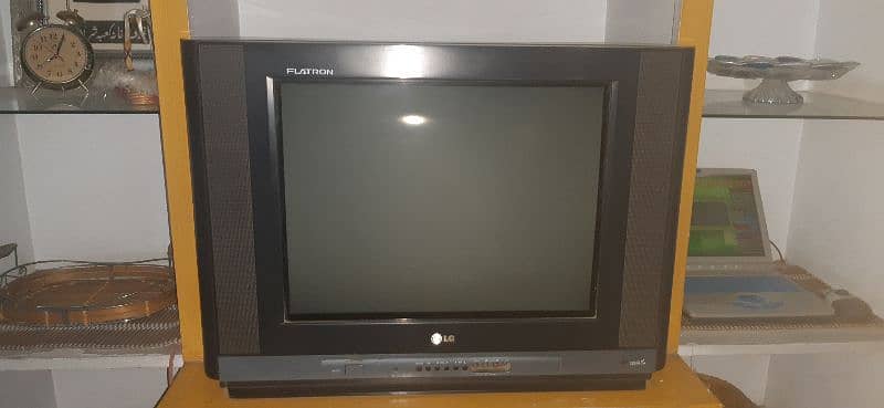 LG smart television 1