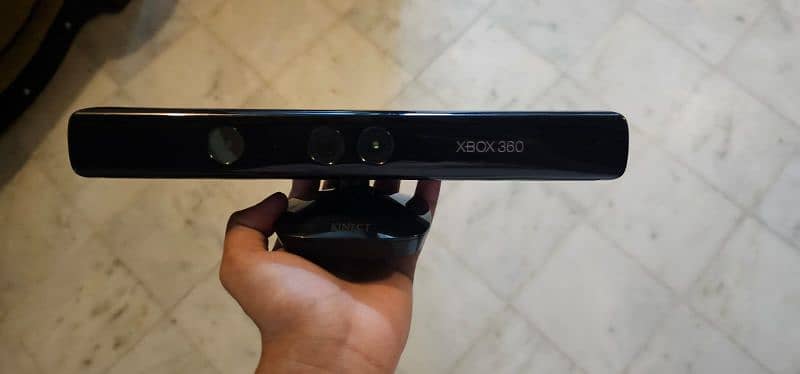 Xbox 360 original games and original Kinect 1