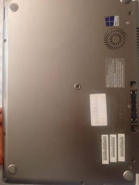 Toshiba laptop 1