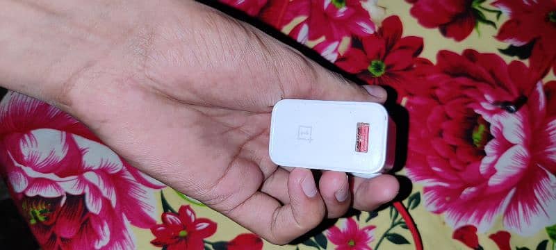 OnePlus 8 - Dual SIM, 9/10 Condition, Unlocked - Slightly Used" 6