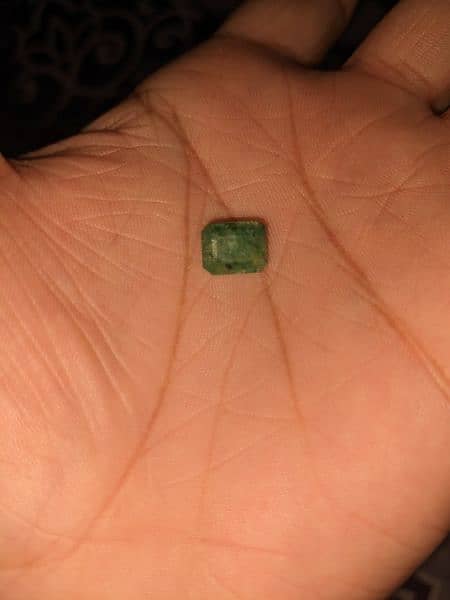 emerald natural stone 2.30 unheated untreated 0