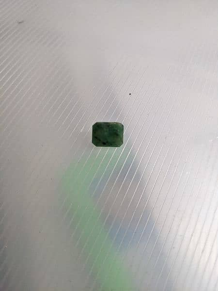emerald natural stone 2.30 unheated untreated 3