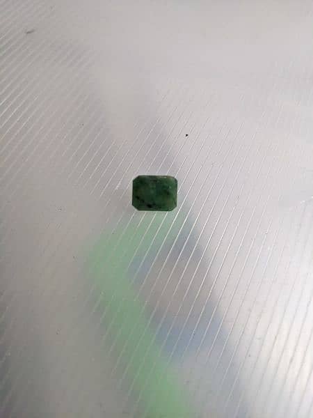 emerald natural stone 2.30 unheated untreated 4