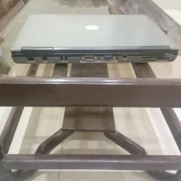 Dell d6 20 laptop for sale in reasonable price. 7