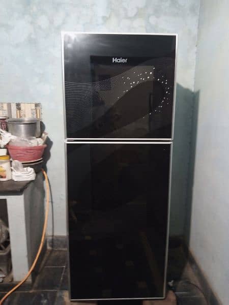 Haier for sale ha urgent,,,,,,,, 4