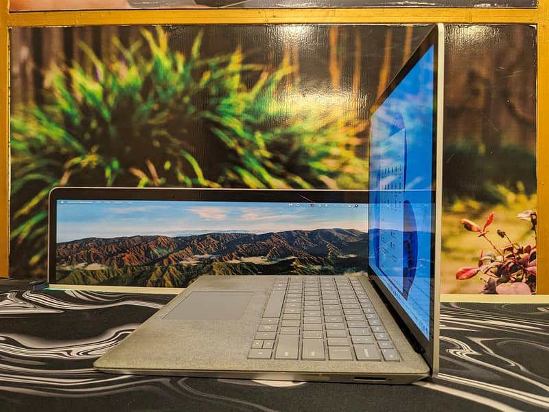 Microsoft Surface Laptop 2 | Core i5 8th Generation 1