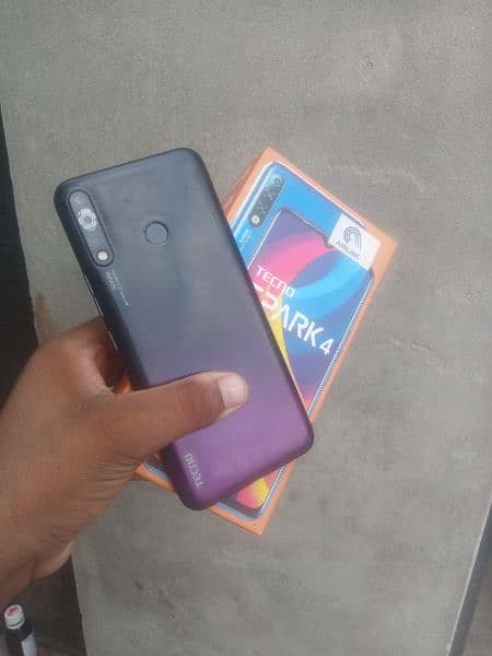 tecno spark 4 0