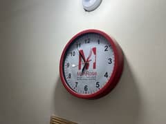 wall clock available
