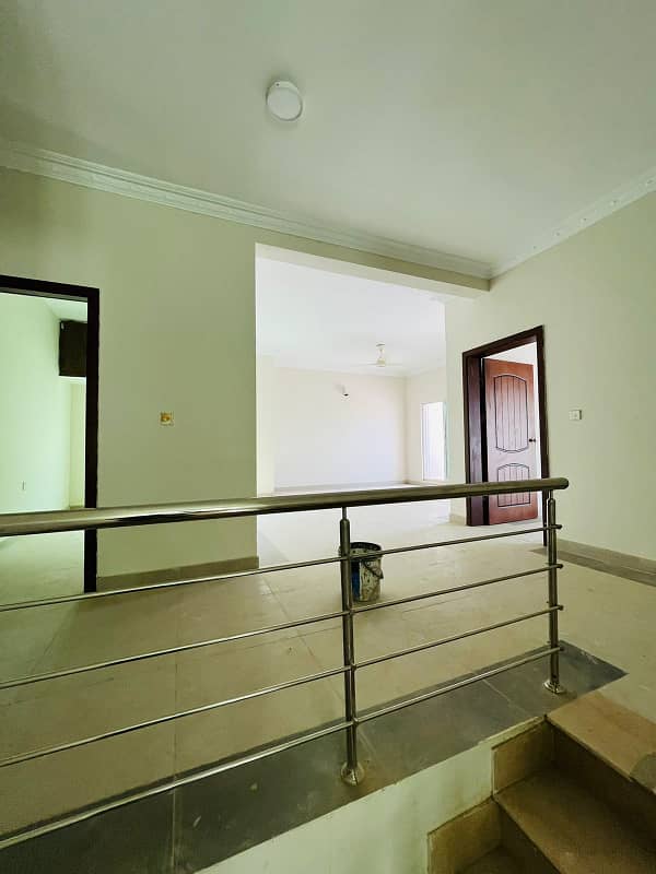 Upper Portion Is Available For Rent 4