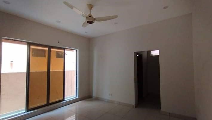 350 Square Yard Upper Portion Is Available For Rent 4