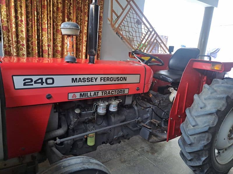 Massey Ferguson 240 7