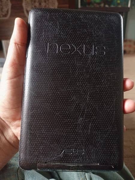 nexus tablet 2 ×16 6" display 5