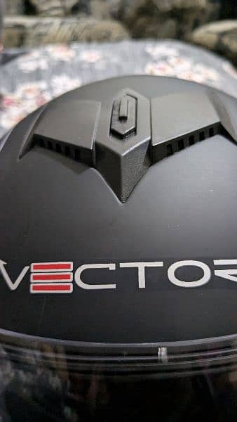 Original 3 in 1 flip Vector helmet imported from Uk 2