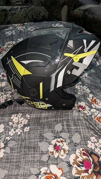 Original 3 in 1 flip Vector helmet imported from Uk 5