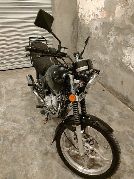 Suzuki gs 150 se 4