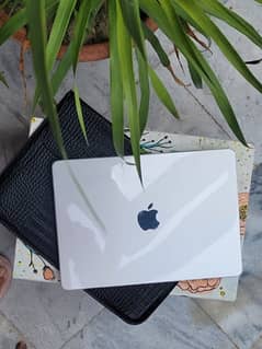 MacBook