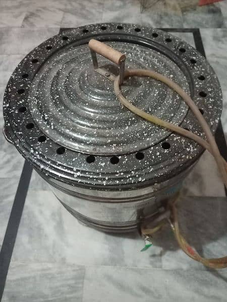 Gas Tandoor like new 9000 2