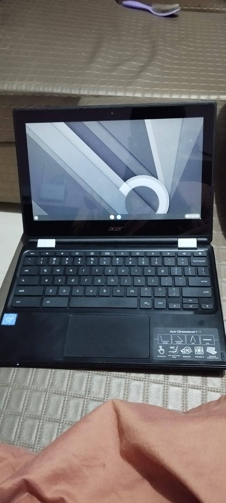 Acer ChromeBook R11 just like new 4