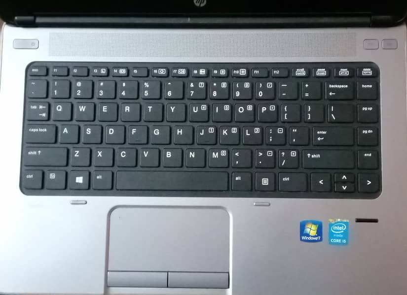 Hp 4/64 laptop good condition with charger 2