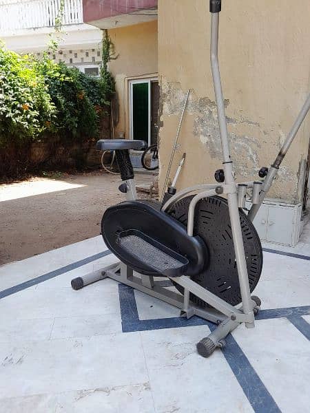 Elliptical cycle exercise bike treadmill runner gym cardio03141728145 1