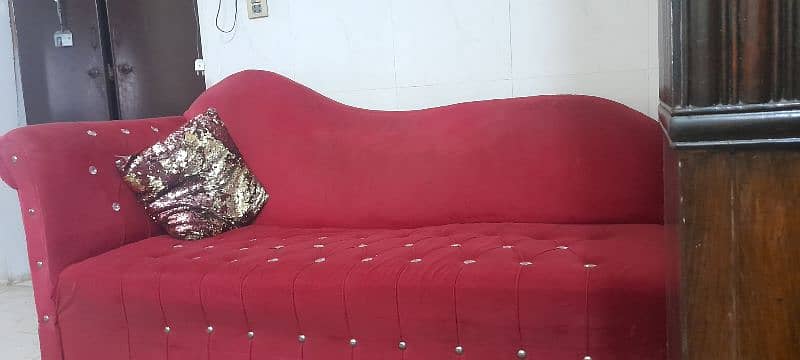 3 seater deewan with matching rug 1