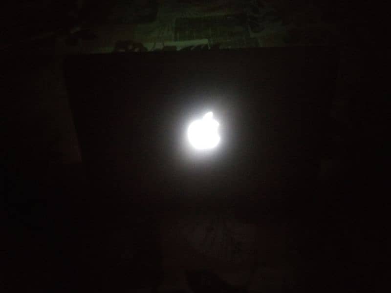 Macbook Air 2011 model 11.6 inches 2