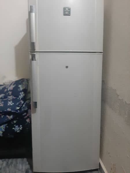 Dawlance Refrigerator is up for selling at a reasonable price 1
